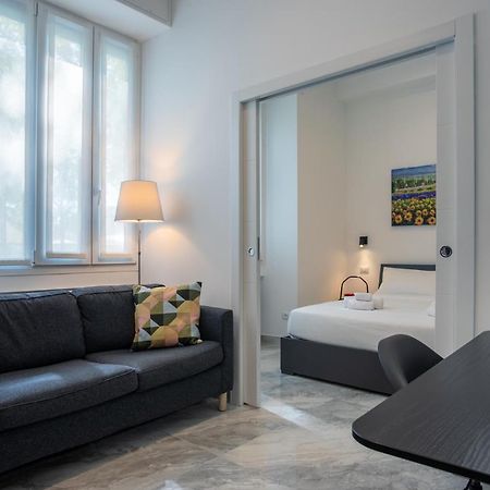 Luna Homes - Bilocale In Mac Mahon Milán Exterior foto